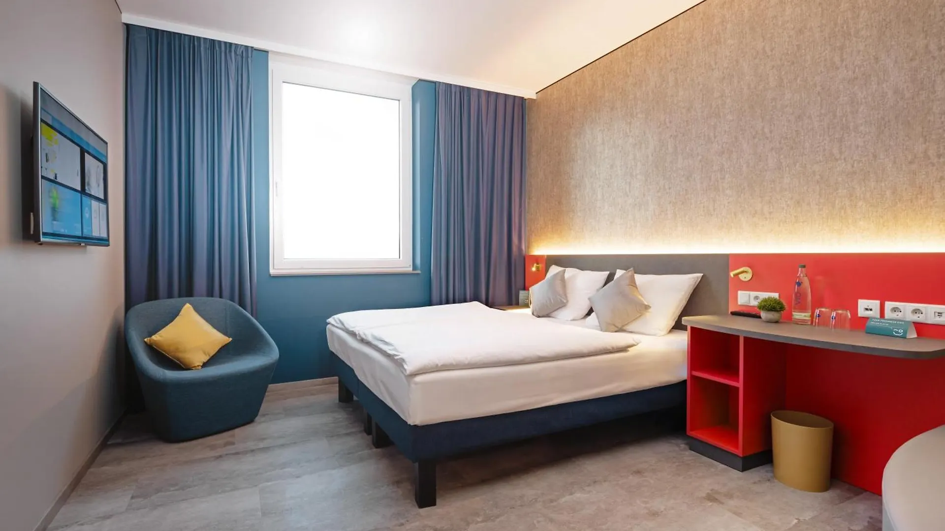 Hey Lou Hotel Noerdlingen 3*,  Germany